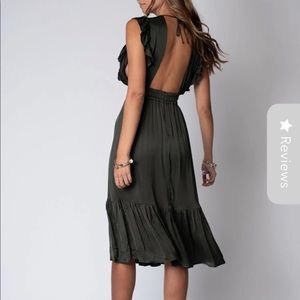 Stillwater Jessie MIDI Dress in black size small